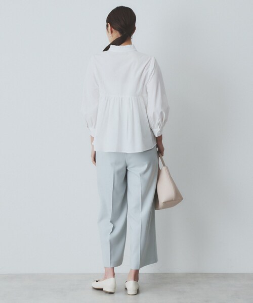 index（インデックス）の「《6color》フリルバンドカラーペプラムブラウス【洗濯機洗い可/イージーアイロン/防シワ】（シャツ/ブラウス・レディース・ホワイト/ホワイト系9/ネイビー系2/パープル系1/ライトイエロー系3/サックスブルー系2・36/38/40/42）」の13枚目の写真