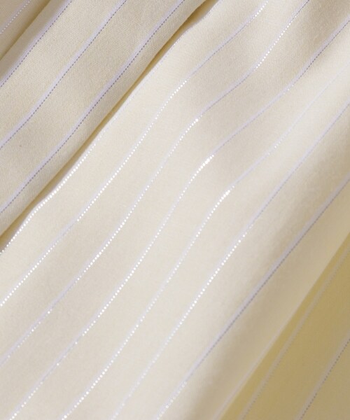 index（インデックス）の「《6color》フリルバンドカラーペプラムブラウス【洗濯機洗い可/イージーアイロン/防シワ】（シャツ/ブラウス・レディース・ホワイト/ホワイト系9/ネイビー系2/パープル系1/ライトイエロー系3/サックスブルー系2・36/38/40/42）」の18枚目の写真