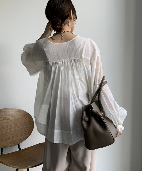 WEB限定】楊柳シフォンギャザーブラウス