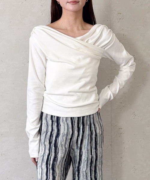 Per sist ence(パーシエンス)の「スムース天竺オフショルプルオーバー(Tシャツ/カットソー・レディース・ブラウン/オフホワイト/グレー/ブラック・FREE)」の20枚目の写真