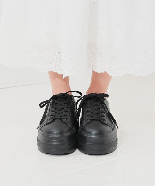 Honeys（ハニーズ）の「厚底コートスニーカー（スニーカー・レディース・ホワイト/ブラック・L/LL/M/S）」の8枚目の写真