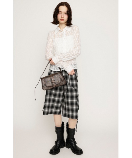 SLY（スライ）の「LACE COMPACT SH レース コンパクト シャツ（シャツ/ブラウス・レディース・オフホワイト/ブラック/ライトブルー/ブラウン・FREE）」の5枚目の写真