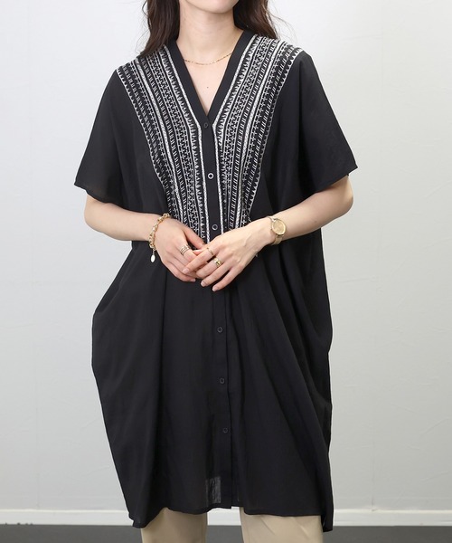 Aletta vita（アレッタビータ）の「綿クレープ刺繍前開きチュニック（チュニック・レディース・チャコール/ブラック/オフホワイト・FREE）」の15枚目の写真