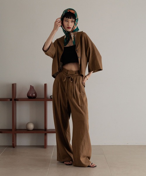 LOWRYS FARM（ローリーズファーム）の「ノルマンディショートシャツ　 248288（シャツ/ブラウス・レディース・チャコールグレー/ブラウン/アイボリー/ブルー・FREE）」の6枚目の写真