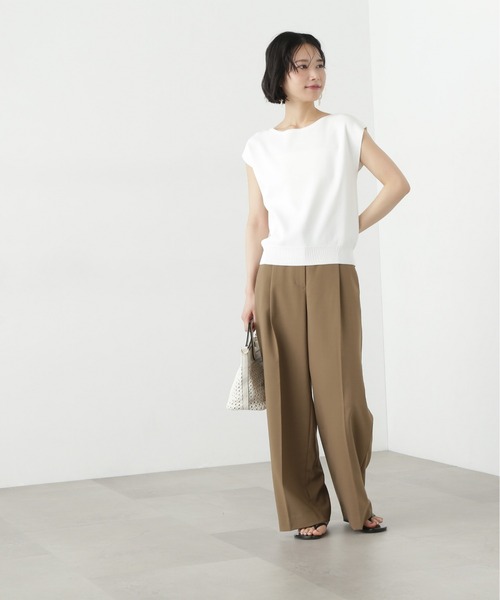 N.(N. Natural Beauty Basic)(エヌエヌナチュラルビューティーベーシック)の「総針ボートネックフレンチニット(ニット/セーター・レディース・オフホワイト/ブルー/ブラック/イエロー・MEDIUM)」の8枚目の写真