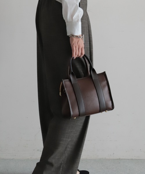 NOMBRE IMPAIR(ノンブルアンペール)の「【Antonello Masi】 レザートートBAG(トートバッグ・レディース・グリーン/ダークブラウン・FREE)」の2枚目の写真