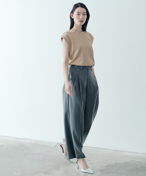 GALLEST（ギャレスト）の「【再入荷】バックシャンノースリTシャツ（Tシャツ/カットソー・レディース・ブラウン系/ブラック/ホワイト/ベージュ・38）」の8枚目の写真