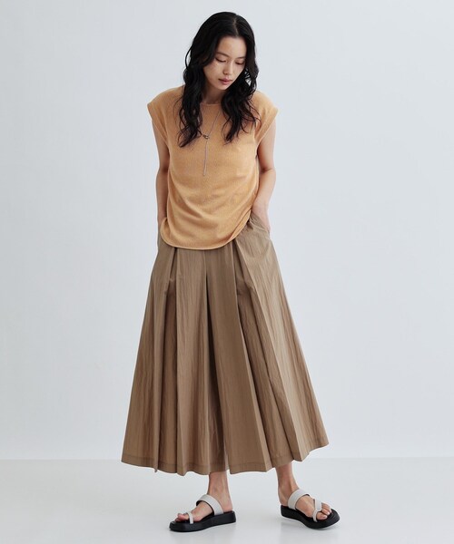 GALLEST（ギャレスト）の「【再入荷】バックシャンノースリTシャツ（Tシャツ/カットソー・レディース・ブラウン系/ブラック/ホワイト/ベージュ・38）」の13枚目の写真