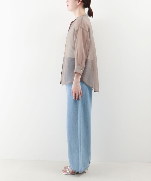 MICO COULIER(ミコクリエ)の「シアーリネンライクシャツ(シャツ/ブラウス・レディース・ライトブルー/カーキ/チャコールグレー/ベージュ・38)」の12枚目の写真