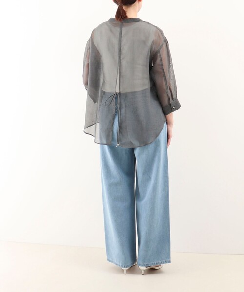 MICO COULIER(ミコクリエ)の「シアーリネンライクシャツ(シャツ/ブラウス・レディース・ライトブルー/カーキ/チャコールグレー/ベージュ・38)」の16枚目の写真