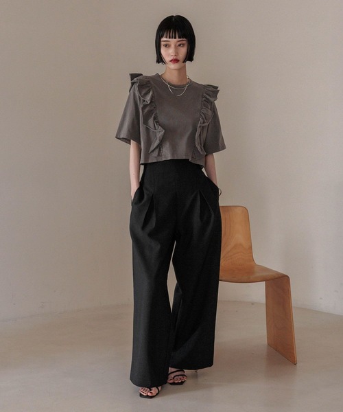 LOWRYS FARM(ローリーズファーム)の「ハイウエストタックパンツ 327042(その他パンツ・レディース・ブラック/ベージュ/イエロー・FREE)」の4枚目の写真