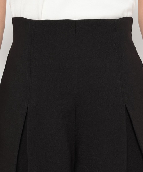 LOWRYS FARM(ローリーズファーム)の「ハイウエストタックパンツ 327042(その他パンツ・レディース・ブラック/ベージュ/イエロー・FREE)」の15枚目の写真