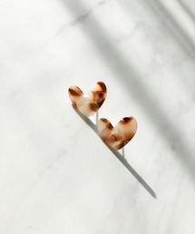 アクリルハートシェイプピアス