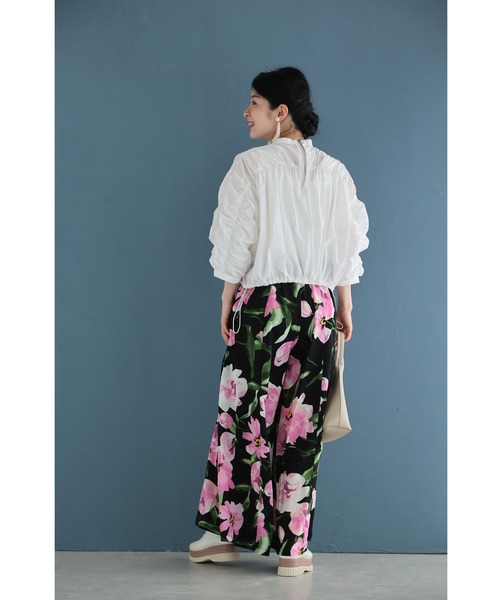 cawaii(カワイイ)の「シャカシャカ素材の軽量短丈プルオーバートップス(Tシャツ/カットソー・レディース・アイボリー・FREE)」の13枚目の写真