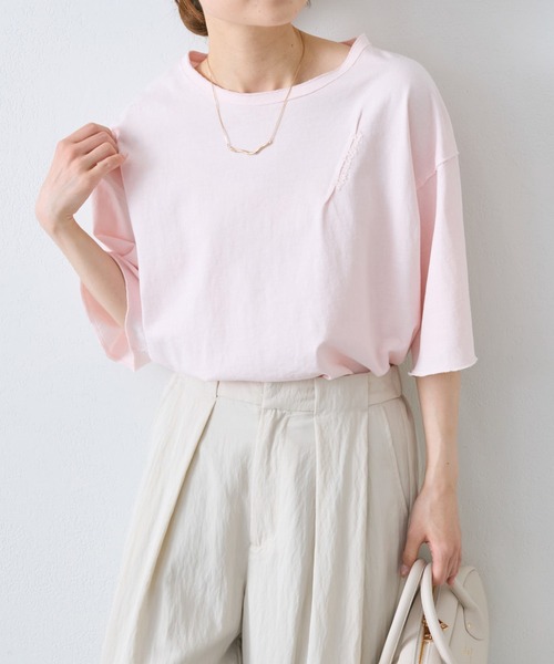 PUAL CE CIN(ピュアルセシン)の「タックロゴ刺繍Tシャツ(Tシャツ/カットソー・レディース・チャコールグレー/オフホワイト/ピンク/ブルー・FREE)」の6枚目の写真