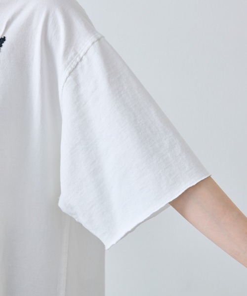 PUAL CE CIN(ピュアルセシン)の「タックロゴ刺繍Tシャツ(Tシャツ/カットソー・レディース・チャコールグレー/オフホワイト/ピンク/ブルー・FREE)」の13枚目の写真