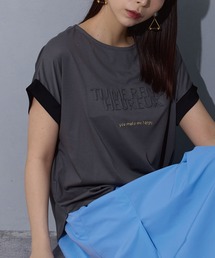 NICOLE white | エンボス刺繍Tシャツ(Tシャツ/カットソー)