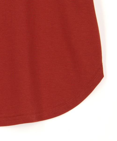 NICOLE white（ニコルホワイト）の「エンボス刺繍Tシャツ（Tシャツ/カットソー・レディース・チャコール/レッド/オフホワイト・FREE）」の16枚目の写真