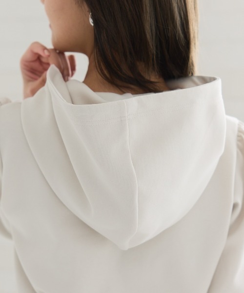 REDYAZEL（レディアゼル）の「ハートボタンショートフーディー（パーカー・レディース・ラベンダー/オフホワイト/ブラック/グレー・FREE）」の13枚目の写真