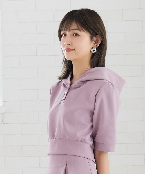 REDYAZEL（レディアゼル）の「ハートボタンショートフーディー（パーカー・レディース・ラベンダー/オフホワイト/ブラック/グレー・FREE）」の20枚目の写真