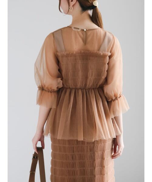 Te chichi(テチチ)の「チュールシャーリングブラウス(セットアップ可)(シャツ/ブラウス・レディース・ブラウン/チャコールグレー・F)」の9枚目の写真