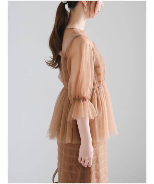 Te chichi(テチチ)の「チュールシャーリングブラウス(セットアップ可)(シャツ/ブラウス・レディース・ブラウン/チャコールグレー・F)」の10枚目の写真