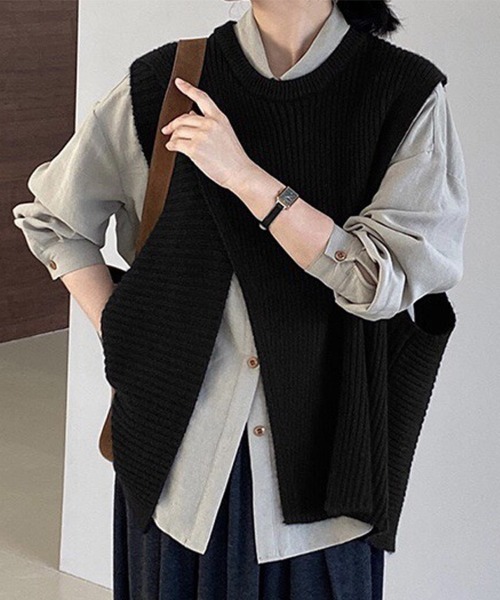 Beststore（ベストストア）の「ニットベストトップス レイヤード風（ベスト・レディース・ベージュ/ブラウン/アイボリー/ブラック・FREE）」の13枚目の写真