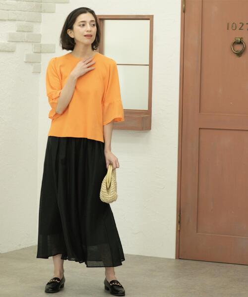 OPAQUE.CLIP（オペークドットクリップ）の「麻混シアーギャザーフレアスカート【洗濯機洗い可】（スカート・レディース・パープル/ブルー系その他/ブラック・38/40/42）」の5枚目の写真