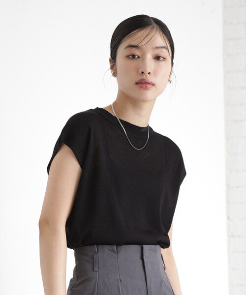 THE SHOP TK （ザ ショップ ティーケー ）の「ラメシアーフレンチ袖トップス【セットUP可/洗濯機OK】（ニット/セーター・レディース・アイボリー/ブラック/ダークグリーン・12/13）」の4枚目の写真