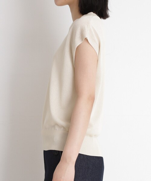 THE SHOP TK （ザ ショップ ティーケー ）の「ラメシアーフレンチ袖トップス【セットUP可/洗濯機OK】（ニット/セーター・レディース・アイボリー/ブラック/ダークグリーン・12/13）」の17枚目の写真