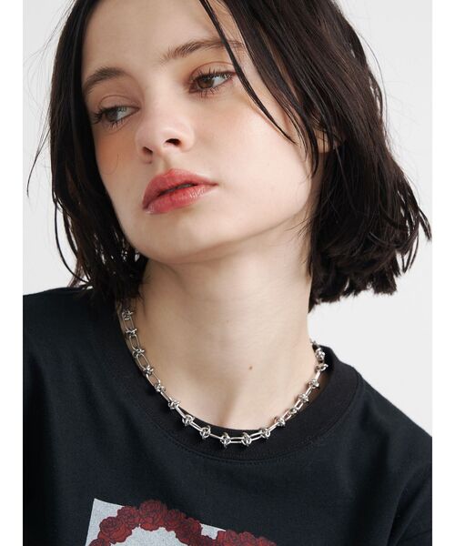 jouetie（ジュエティ）の「ワイヤーライクチェーンチョーカー（チョーカー・レディース・ゴールド/シルバー・FREE）」の3枚目の写真