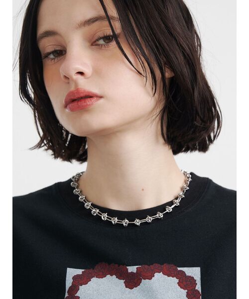 jouetie（ジュエティ）の「ワイヤーライクチェーンチョーカー（チョーカー・レディース・ゴールド/シルバー・FREE）」の4枚目の写真