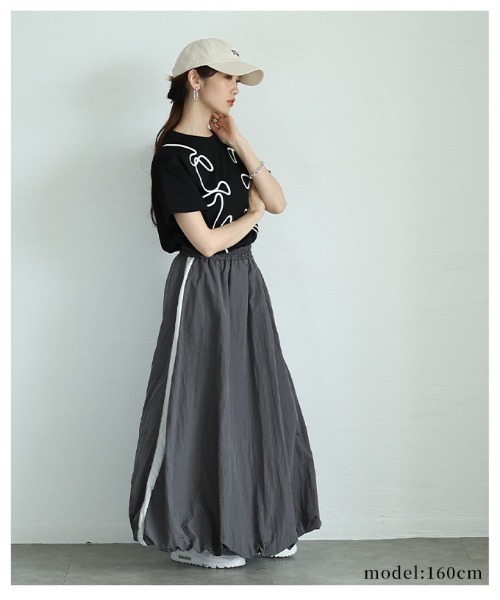 Sawa a la mode(サワアラモード)の「リボン風コード刺繍カットソー(Tシャツ/カットソー・レディース・ブラック/オフホワイト・FREE)」の18枚目の写真
