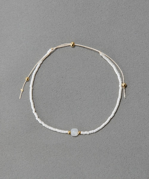 Phoebe（フィービィー）の「ストーンコードブレスレット/天然石（ブレスレット・レディース・ホワイト/ターコイズブルー/グレー・FREE）」の2枚目の写真