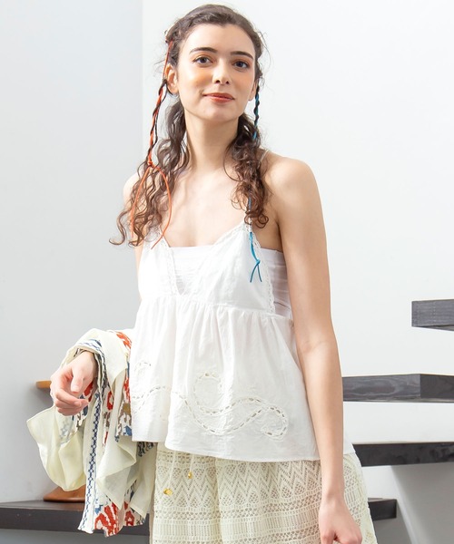 チャイハネ(チャイハネ)の「【チャイハネ】セルナキャミソール(キャミソール・レディース・ブラック/ホワイト/ピンク・FREE)」の2枚目の写真