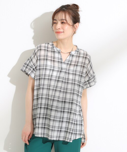 SHOO・LA・RUE(シューラルー)の「【S-LL】きれいに体型カバー さらシャリコットン スキッパーシャツ(シャツ/ブラウス・レディース・ダークブラウン系1/ホワイト系4/ワイン系3/ブルー・01/04/02/03)」の5枚目の写真
