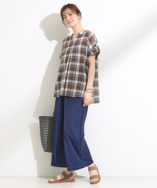SHOO・LA・RUE(シューラルー)の「【S-LL】きれいに体型カバー さらシャリコットン スキッパーシャツ(シャツ/ブラウス・レディース・ダークブラウン系1/ホワイト系4/ワイン系3/ブルー・01/04/02/03)」の15枚目の写真