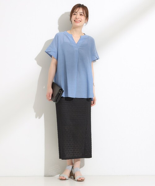 SHOO・LA・RUE(シューラルー)の「【S-LL】きれいに体型カバー さらシャリコットン スキッパーシャツ(シャツ/ブラウス・レディース・ダークブラウン系1/ホワイト系4/ワイン系3/ブルー・01/04/02/03)」の19枚目の写真