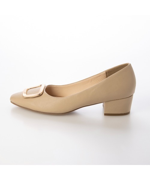 EVOL（イーボル）の「【晴雨兼用・クッション入り】ゴールドバックル4.5cmパンプス IZ5771（レインシューズ・レディース・ベージュ/ブラック/ベージュ系その他/ブラック系その他/アイボリー・25.0cm/22.0cm/22.5cm/23.5cm/24.5cm/23.0cm/24.0cm）」の6枚目の写真