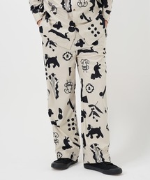 Common Noun（コモン ナウン）の「“CAT”＆“DOG” Kana Akiyama コーデュロイパンツ（その他パンツ）」