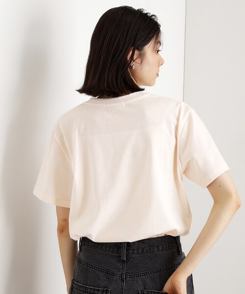 THE SHOP TK (ザ ショップ ティーケー )の「カレッジ&フォトプリントTシャツ【洗濯機OK】(Tシャツ/カットソー・レディース・グリーン/ベージュ系その他4/ブラック系その他/オフホワイト・13/12)」の18枚目の写真