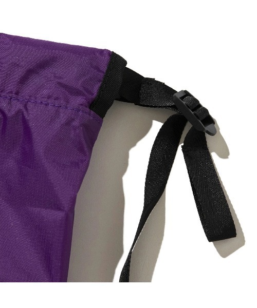 POLeR（ポーラー）の「POLER LIGHT STUFF KNAPSACK（ポーラー ライトスタッフ ナップザック）（バックパック/リュック・メンズ・イエロー/パープル/ブラック・ONE SIZE）」の6枚目の写真