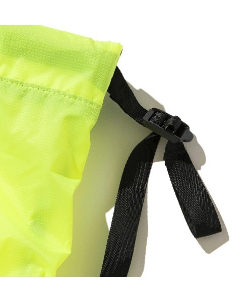 POLeR（ポーラー）の「POLER LIGHT STUFF KNAPSACK（ポーラー ライトスタッフ ナップザック）（バックパック/リュック・メンズ・イエロー/パープル/ブラック・ONE SIZE）」の21枚目の写真