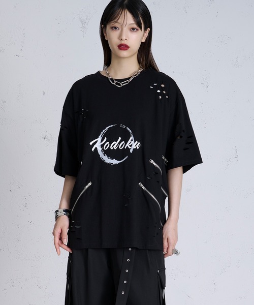 狐独】ジップデザインロゴプリントTシャツ（Tシャツ/カットソー