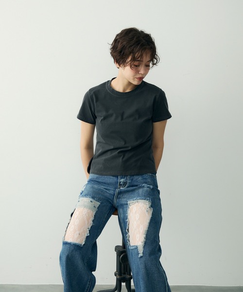 Clum(クルム)の「ヴィンテージライクウォッシュドリブTシャツ(Tシャツ/カットソー・レディース・グレー/オリーブ/ダークグレー/アイボリー/チャコールグレー/ブラック・SMALL/MEDIUM)」の18枚目の写真