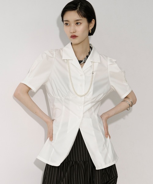 Ezick(エジック)の「Lady mode blouse タックカイキンシャツ(シャツ/ブラウス・レディース・オフホワイト/ブラック・FREE)」の2枚目の写真