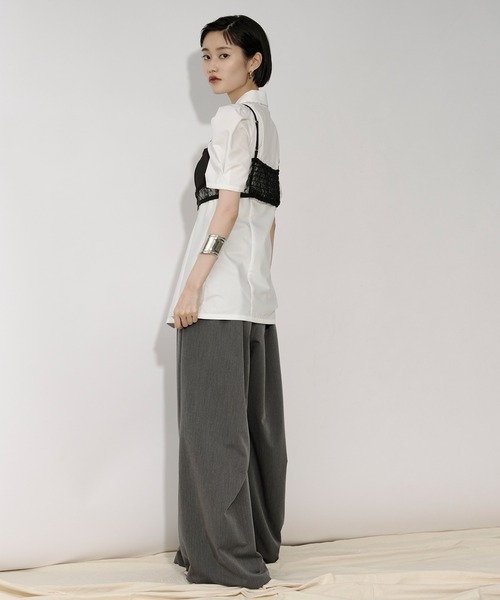Ezick(エジック)の「Lady mode blouse タックカイキンシャツ(シャツ/ブラウス・レディース・オフホワイト/ブラック・FREE)」の16枚目の写真