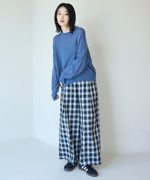 UNFILO(アンフィーロ)の「シアー オンブレーチェック ワイドパンツ(その他パンツ・レディース・ブラック系1・X-SMALL/SMALL/MEDIUM/LARGE)」の10枚目の写真