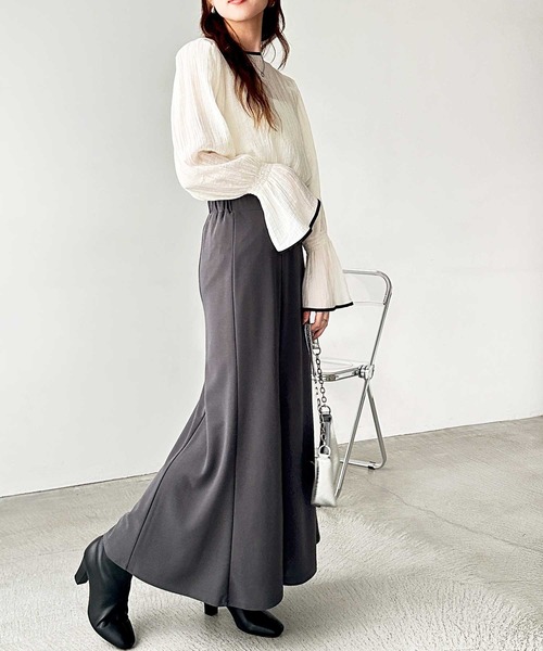 GeeRA(ジーラ)の「スリットマーメイドロングフレアスカート(スカート・レディース・チャコール/ベージュ/ブラック・SMALL/MEDIUM/LARGE/X-LARGE)」の12枚目の写真