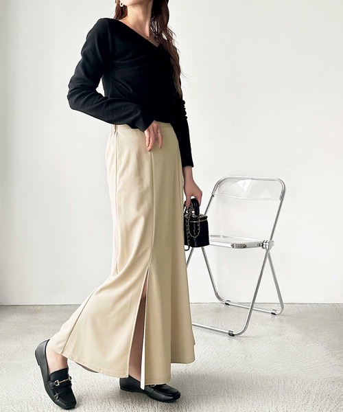 GeeRA(ジーラ)の「スリットマーメイドロングフレアスカート(スカート・レディース・チャコール/ベージュ/ブラック・SMALL/MEDIUM/LARGE/X-LARGE)」の19枚目の写真